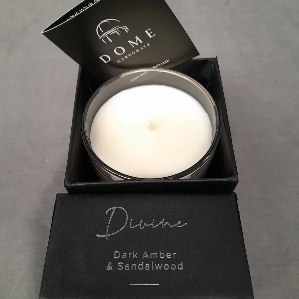 BOXED DOME HARROGATE DARK AMBER AND SANDALWOOD SCENTED CANDLE