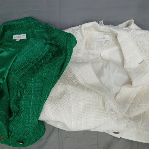 BOX OF APPROXIMATELY 20 ASSORTED CLOTHING ITEMS IN VARIOUS STYLES, SIZES, AND COLOURS - COLLECTION ONLY