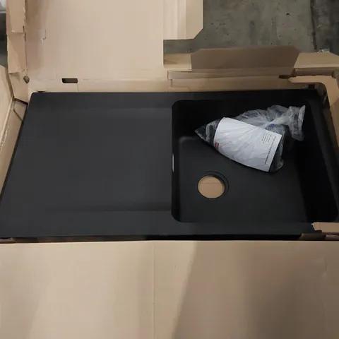 BOXED FRANKE SINK BOWL AND DRAINER 