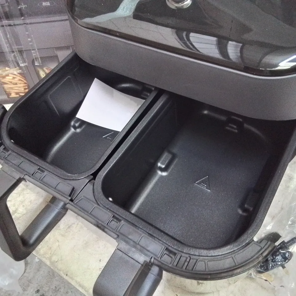 BOXED INSTANT VORTEX 8 IN 1 DUAL AIR FRYER 7.6 