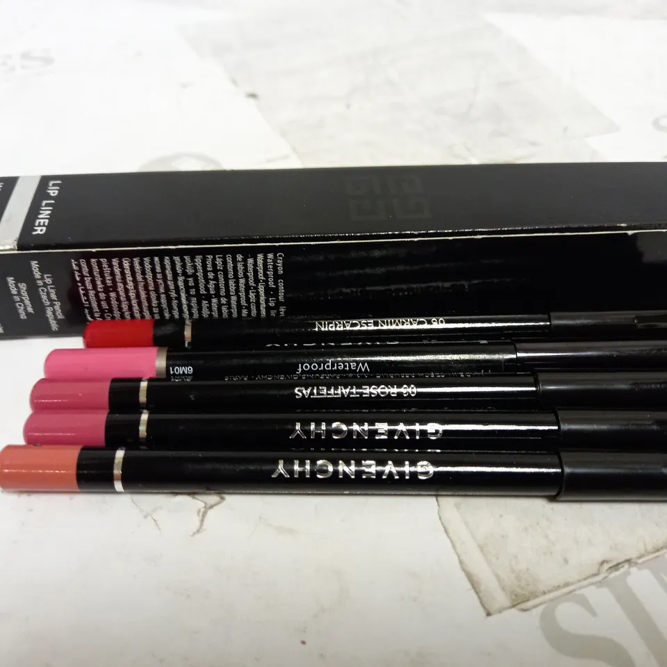 LOT OF 5 GIVENCHY LIP LINERS IN ASSORTED COLOURS
