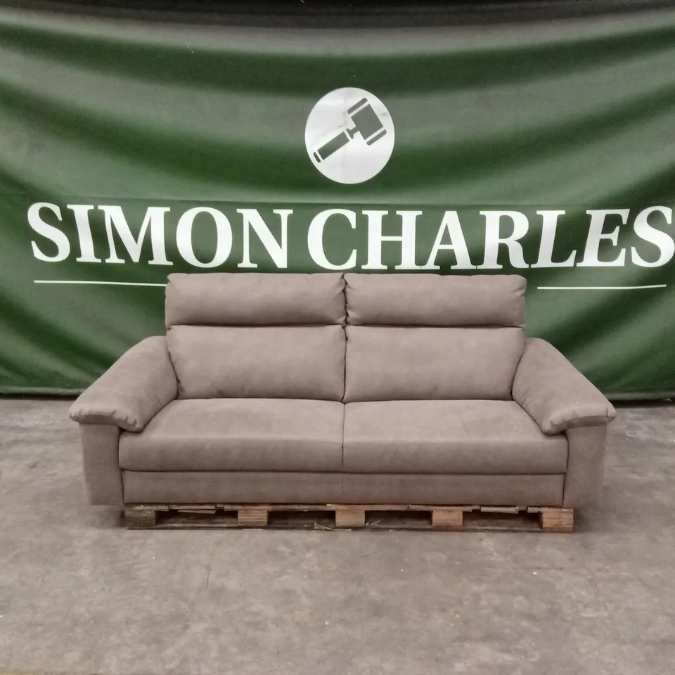 QUALITY DESIGNER ITALIAN MADE LARGE 3 SEATER MICROFIBRE UPHOLSTERED SOFA