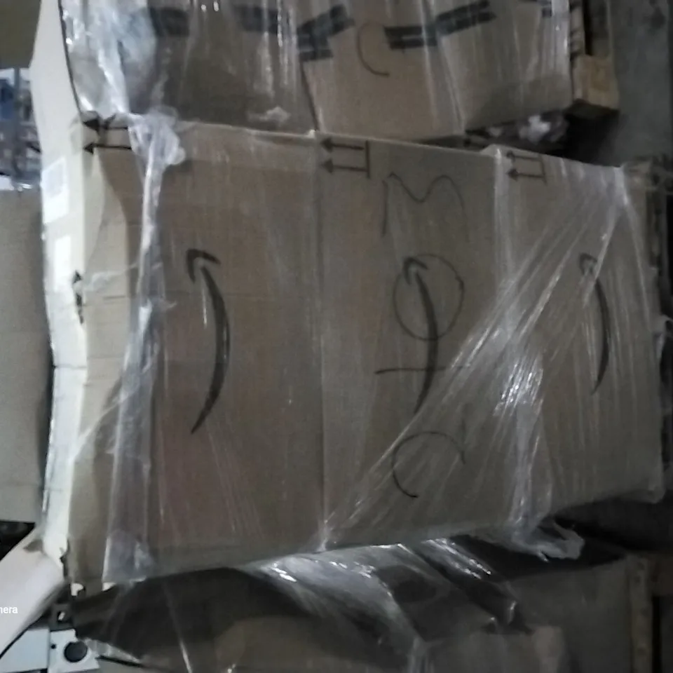 PALLET OF ASSORTED ITEMS INCLUDING HUMAN RESOURCE MANAGEMENT, INSURGENT VERONICA ROTH, THE NEW CONCEPTUAL SELLING, ANDIKER 3D BUTTERFLY DECORATION IVENCASE PROTECTIVE CASE 