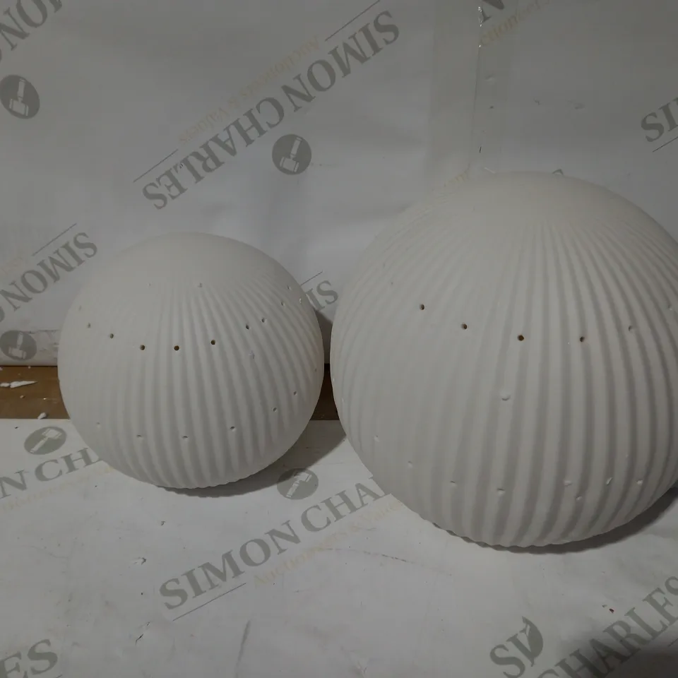 K BY KELLY HOPPEN SET OF CERAMIC LIGHT UP ORNAMENTS 
