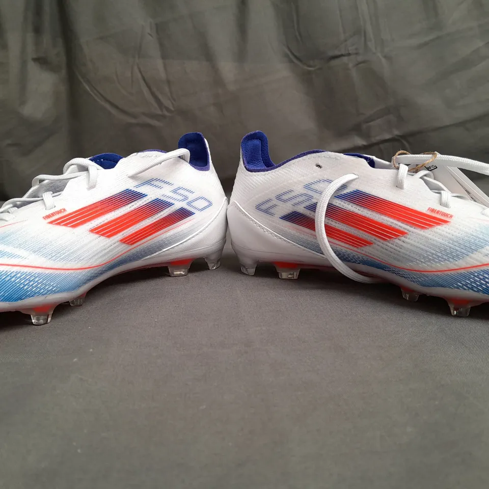 BOXED PAIR OF ADIDAS F50 PRO FG J BOOTS SIZE UK 1