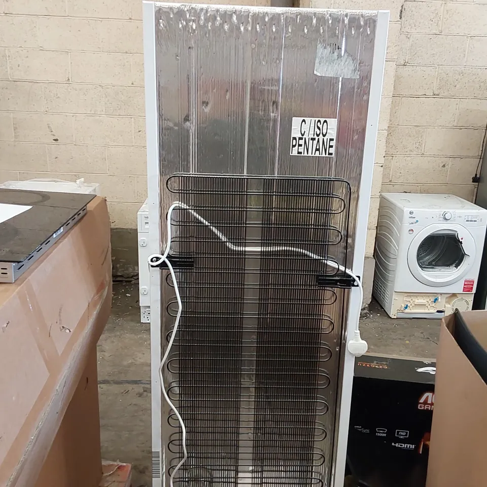 BAUMATIC FRIDGE FREEZER - WHITE 