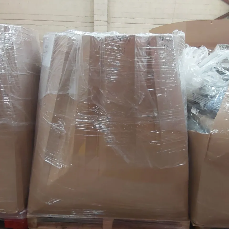 PALLET CONTAINING APPROXIMATELY 100x BRAND NEW ASSORTED DESIGNER CLOTHING ITEMS INCLUDING: SNOWDONIA COAT, JD WILLIAMS JACKET, SIMPLY BE JACKET ECT