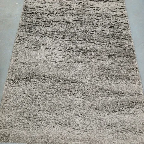 MARKHOR DREAM SHAGGY RUG IN GREY (120X170CM) - COLLECTION ONLY