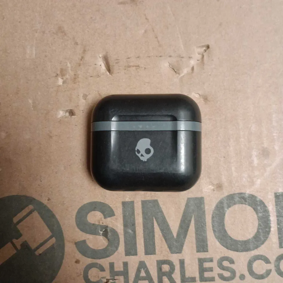 SKULLCANDY INDY EVO TRUE WIRELESS BLUETOOTH EARBUDS WITH CHARGING CASE - BLACK - UNBOXED 