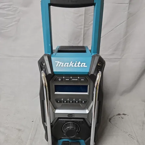 BOXED MAKITA DAB+ JOB SITE RADIO XGT/LXT/CXT
