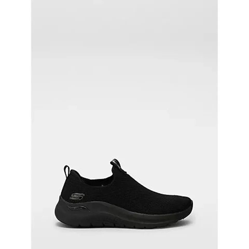 SKECHERS ARCH FIT 2.0 SLIP ON TRAINER- BLACK SIZE 4.5