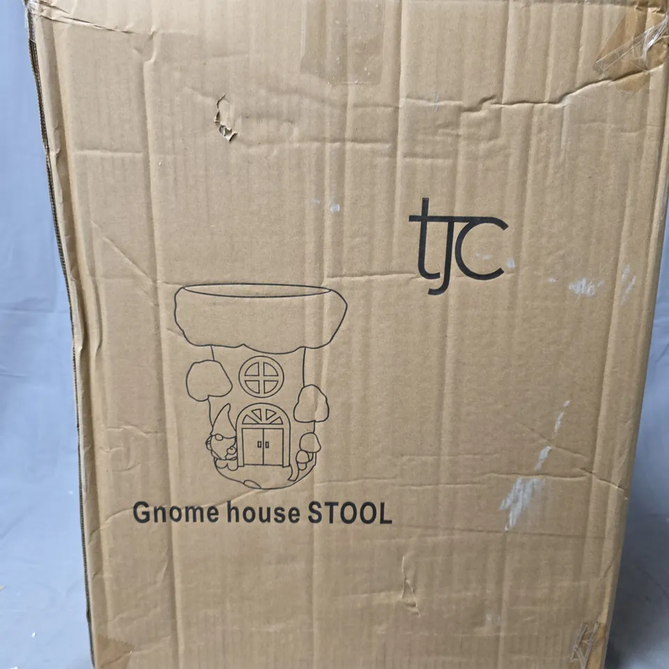 GNOME HOUSE STOOL – GARDEN DECOR (RESIN)