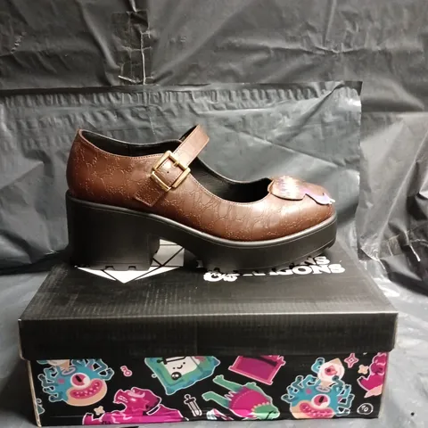 KOI DUNGEONS AND DRAGONS BROWN PLATFORM MARY JANE SHOES SIZE 10