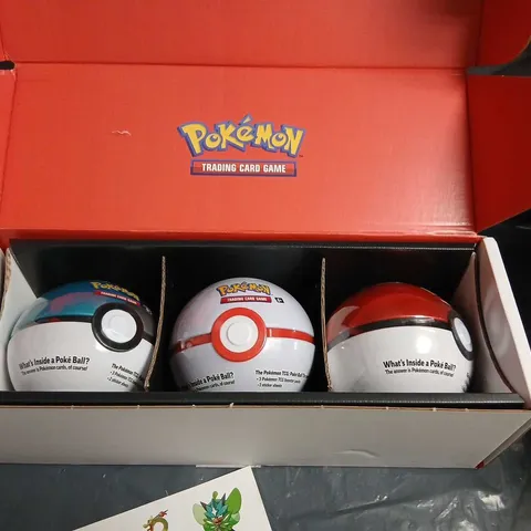 POKÉMON TRADING CARD GAME POKÉ BALL 3-PACK – BOXED DISPLAY SET