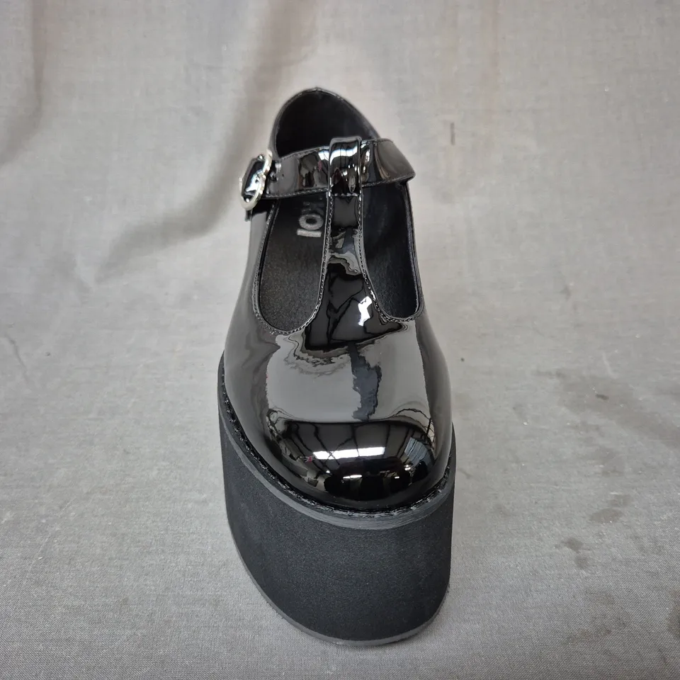 BOXED PAIR OF KOI MORENO BLACK PLATFORM MARY JANES UK SIZE 4