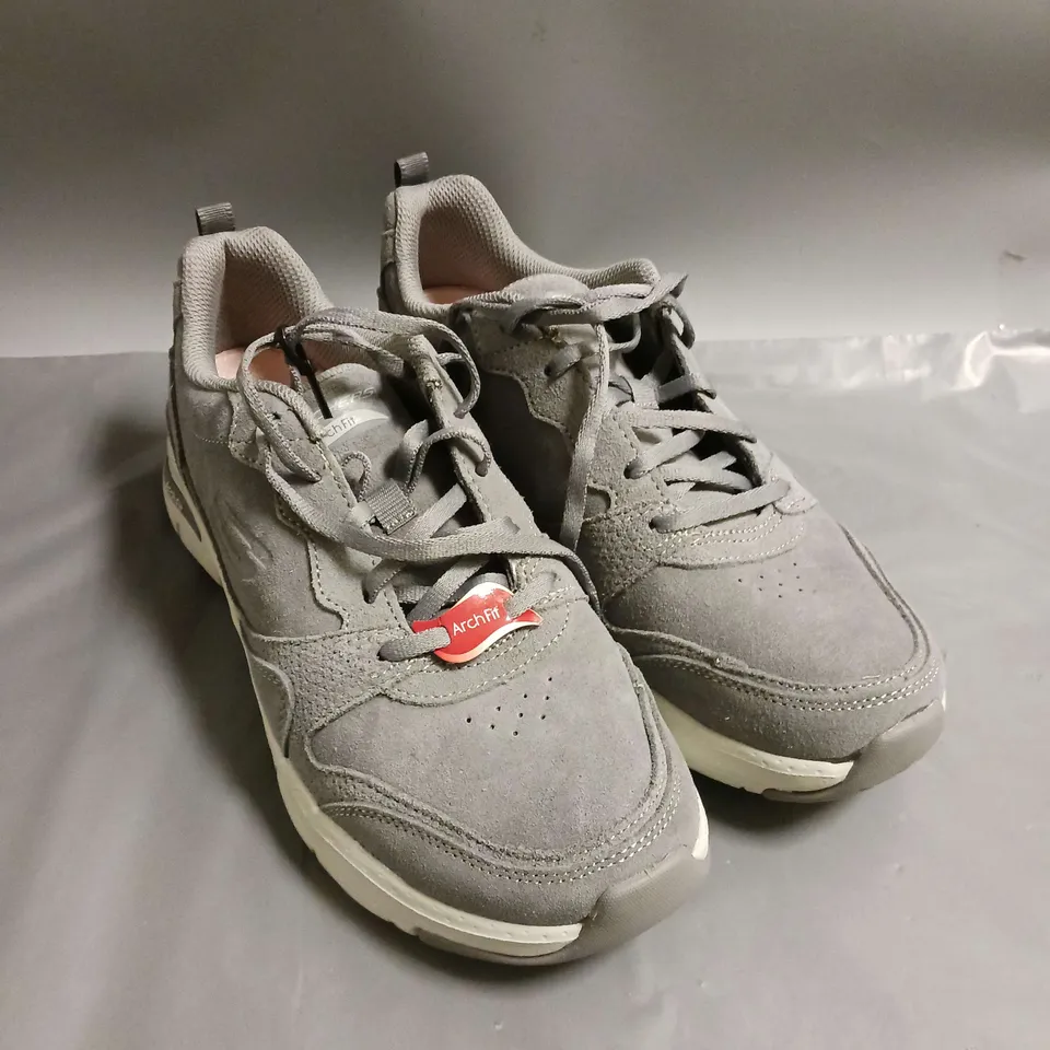 SKECHERS ARCHFIT AIR COOLED TRAINERS GREY SIZE 5