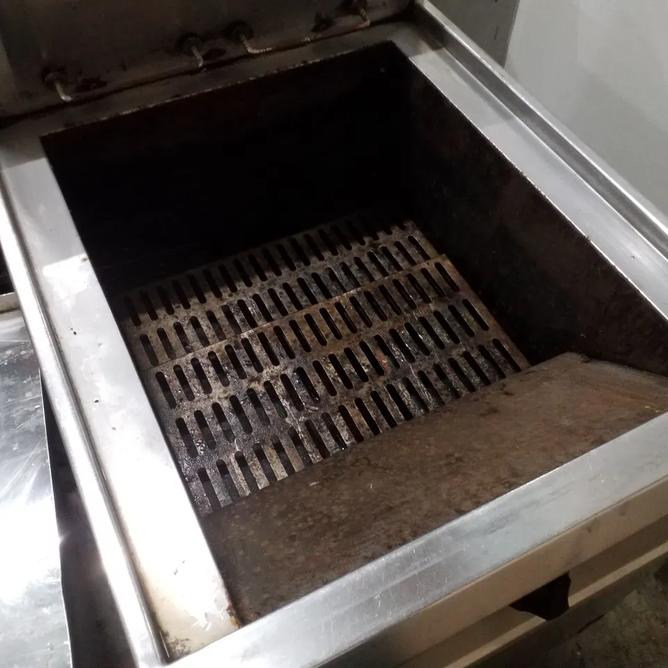 FALCON GAS FRYER