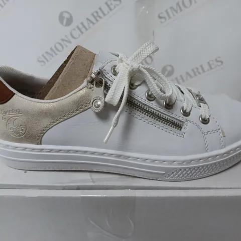 PAIR OF RIEKER SIDE ZIP 2 TRAINERS IN WHITE SIZE 6