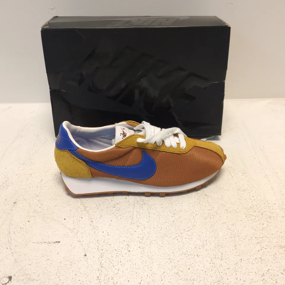 NIKE TRAINERS – BROWN/TAN MESH WITH BLUE SWOOSH (UK 4)