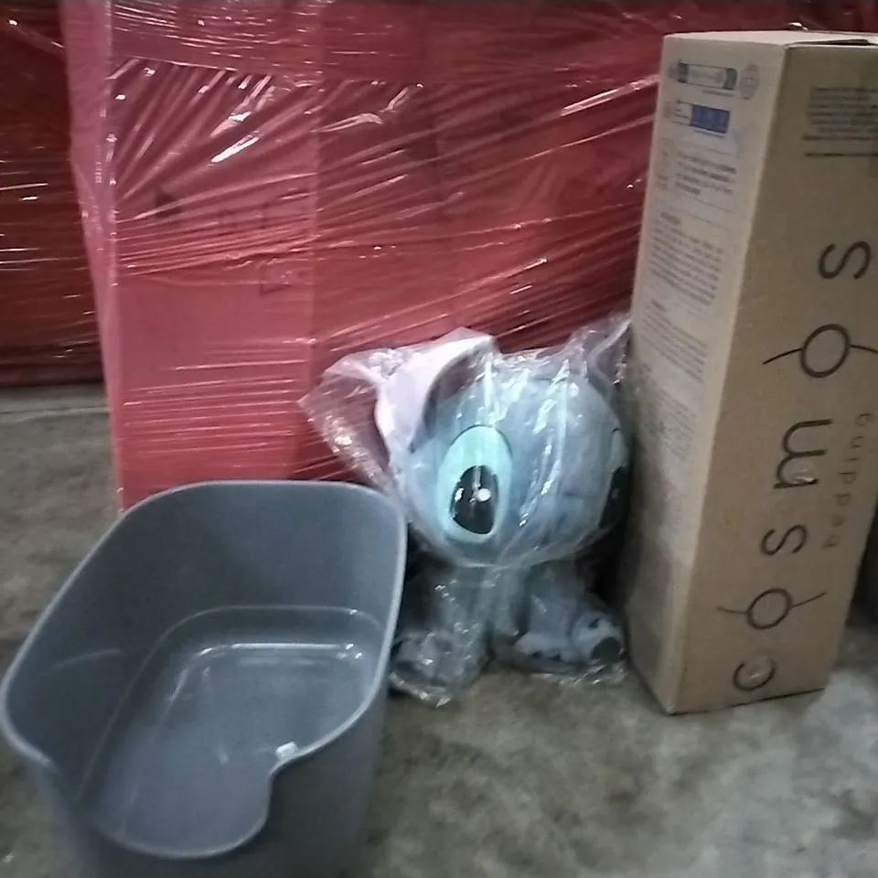 PALLET OF ASSORTED PRODUCTS AND HOUSEHOLD GOODS TO INCLUDE;MATTRESS TOPPER,STICH TEDDY,CAT LITTER TRAY