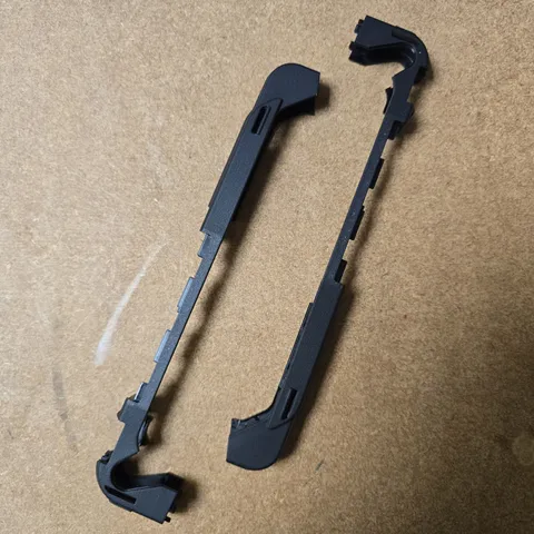 LARGE QUANTITY OF EDGE GUARDS FOR MOBILE DEVICES