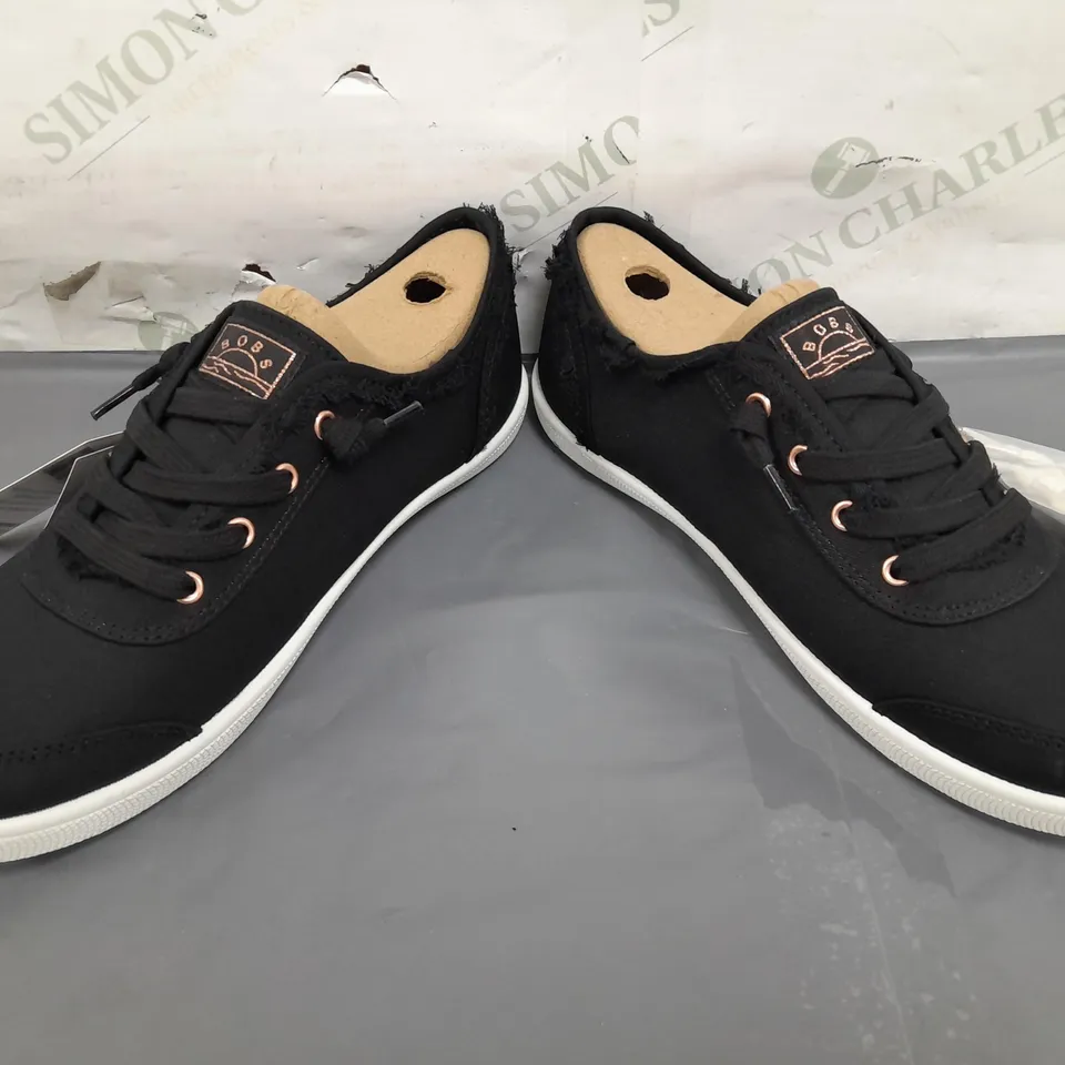 BOXED PAIR OF BOBS FROM SKECHERS SHOES IN BLACK UK SIZE 6