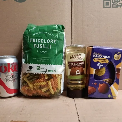 APPROXIMATELY 10 ASSORTED FOOD AND DRINK ITEMS TO INCLUDE VANILLA SYRUP, DIET COKE, ETC