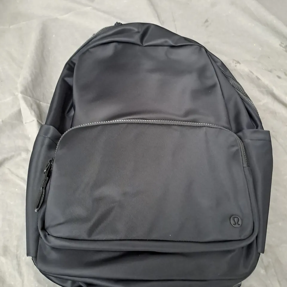 LULULEMON EVERYWHERE BACKPACK - BLACK