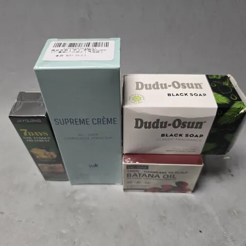 APPROXIMATELY 13 ASSORTED HEALTH & BEAUTY ITEMS TO INCLUDE - DUDU OSUN BLACK SOAP , SUPREME CREME , BATANA OIL ETC