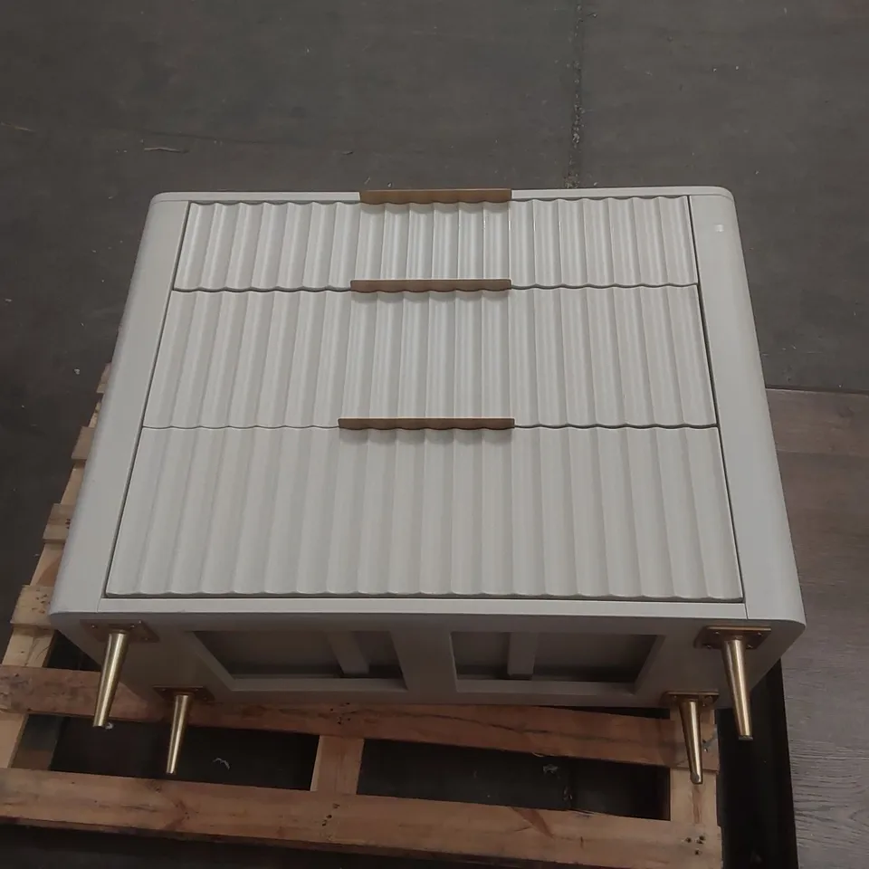 DESIGNER 3-DRAWER BEDROOM CHEST