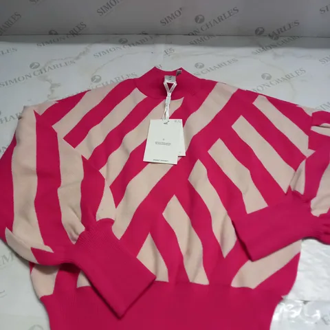 Y.A.S STRIPE KNITTED SWEATSHIRT SIZE M