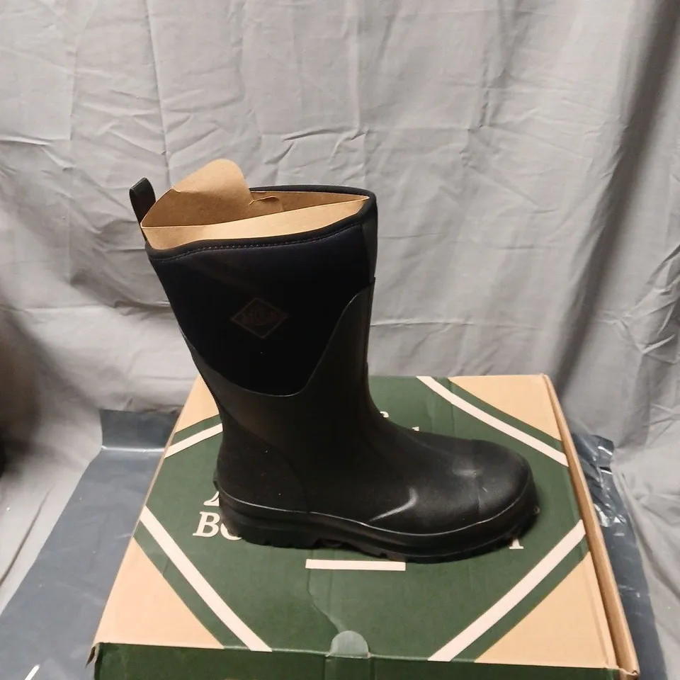 MUCK BOOT COMPANY WATERPROOF KNEE-HIGH BOOTS – BLACK SIZE UK 8M