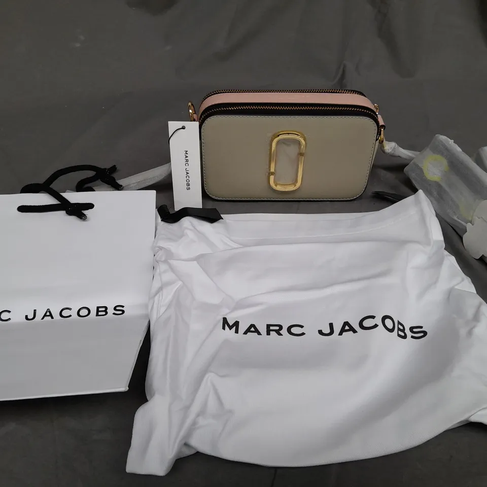 MARC JACOBS TAN SMALL OVER SHOULD BAG