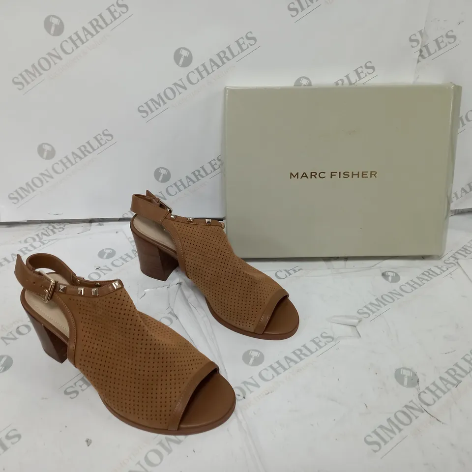 MARC FISHER MEDIUM BROWN SUEDE SANDAL SIZE 7 BOXED 