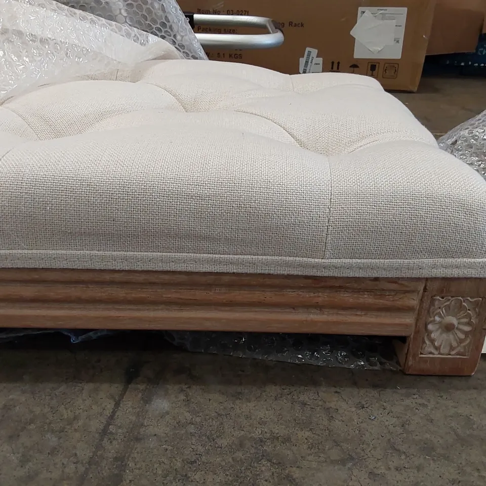 PALLET OF ASSORTED ITEMS INCLUDING: BENCH, TRAJAN TROLLEY, CLOTHES DRYING RACK, MATTRESS (SIZE UNSPECIFIED), METEOR LIGHT, TOILET SEAT