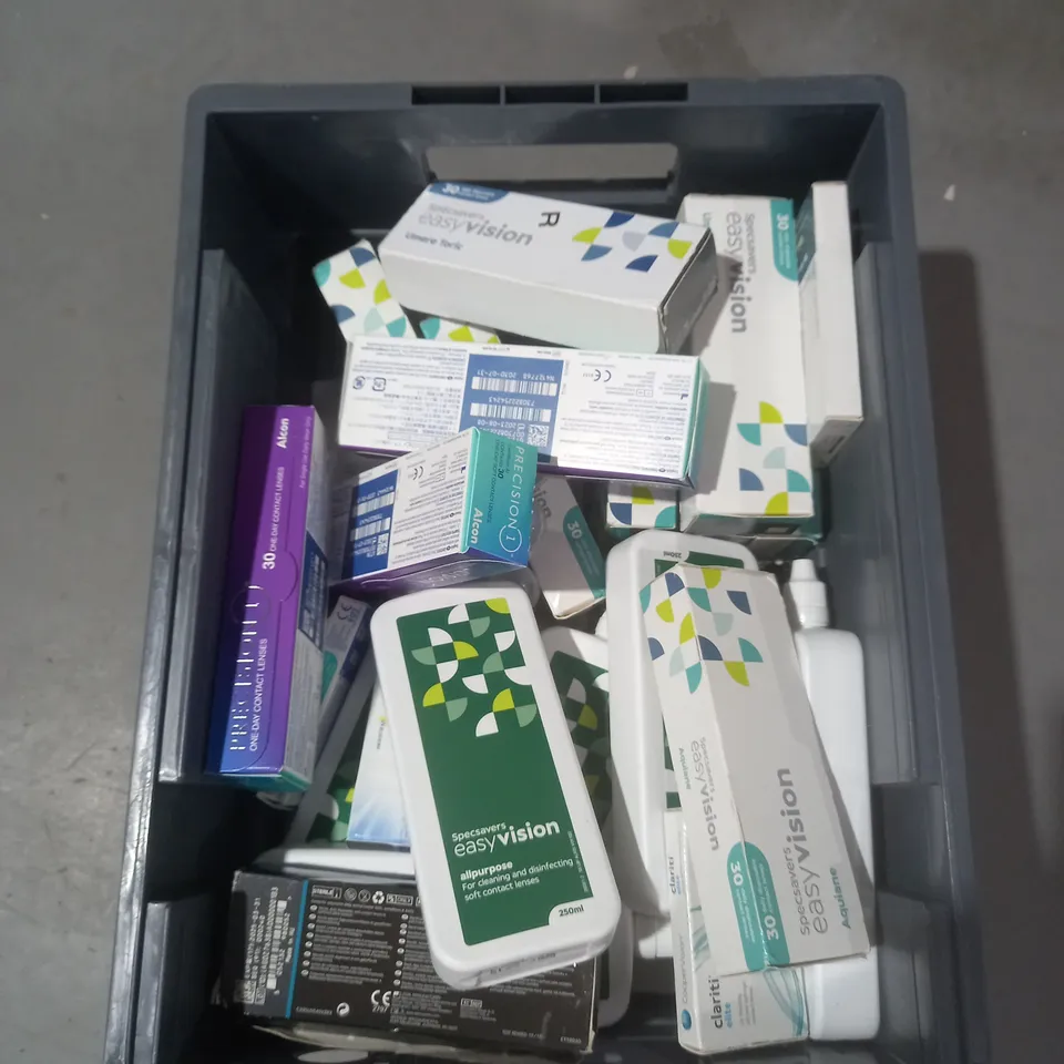 BOX OF APPROXIMATELY 50 ASSORTED CONTACT LENSES AND EYE TREATMENT TO INCLUDE EVERCLEAR, EASY VISION AND RENU 