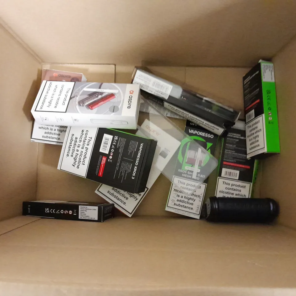 APPROXIMATELY 10 ASSORTED E-CIGARETTES TO INCLUDE ASPIRE K3 QUICK STARTER KIT, VAPORESSO XROS 3, ASPIRE CYBER S, ETC