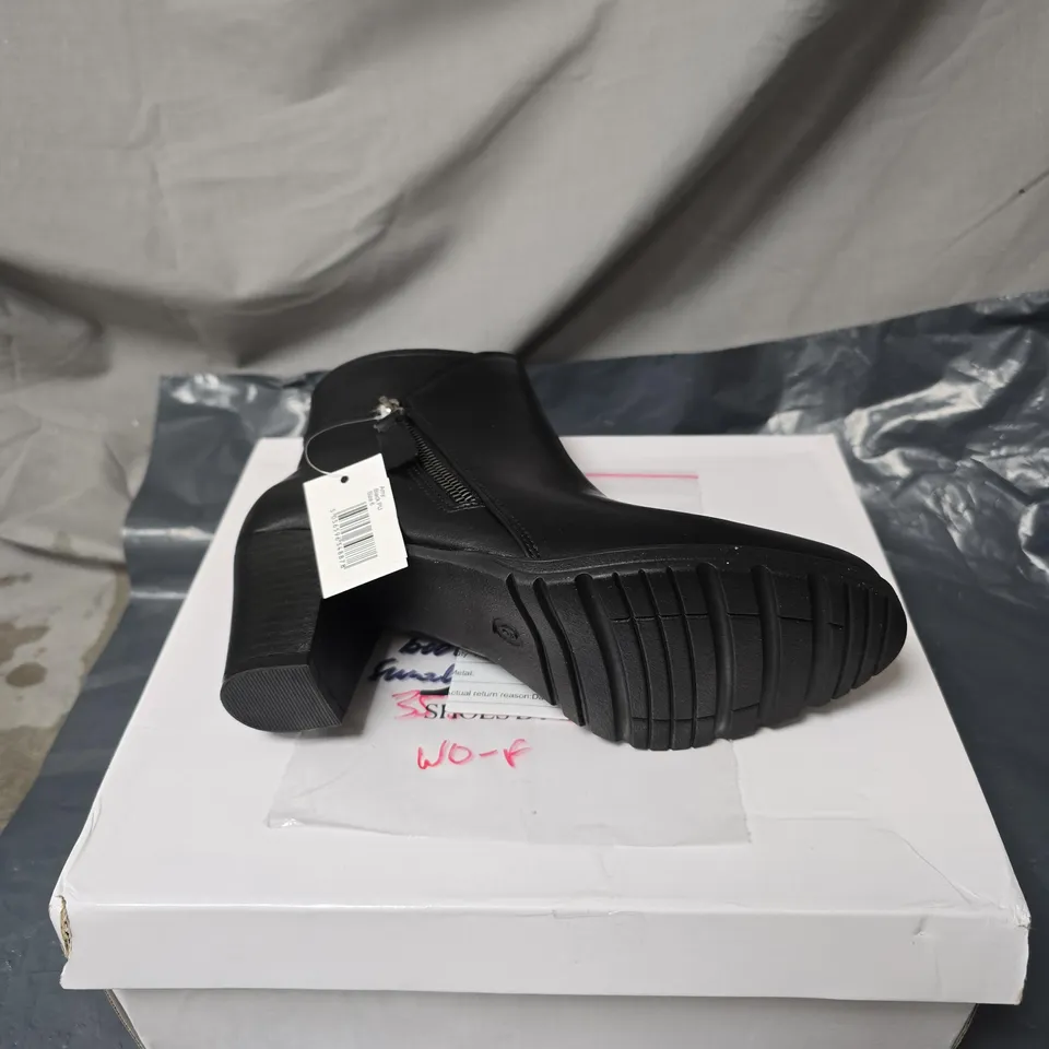 SHOES BY EMMA WOMEN'S BLACK LEATHER ANKLE BOOTS WITH ZIP SIZE 6