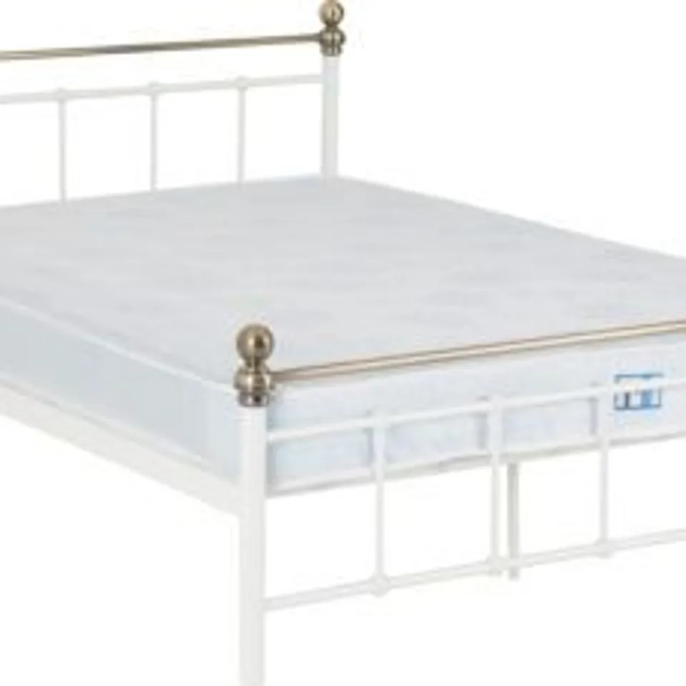 BOXED MARLBOROUGH 4'6" BED - WHITE