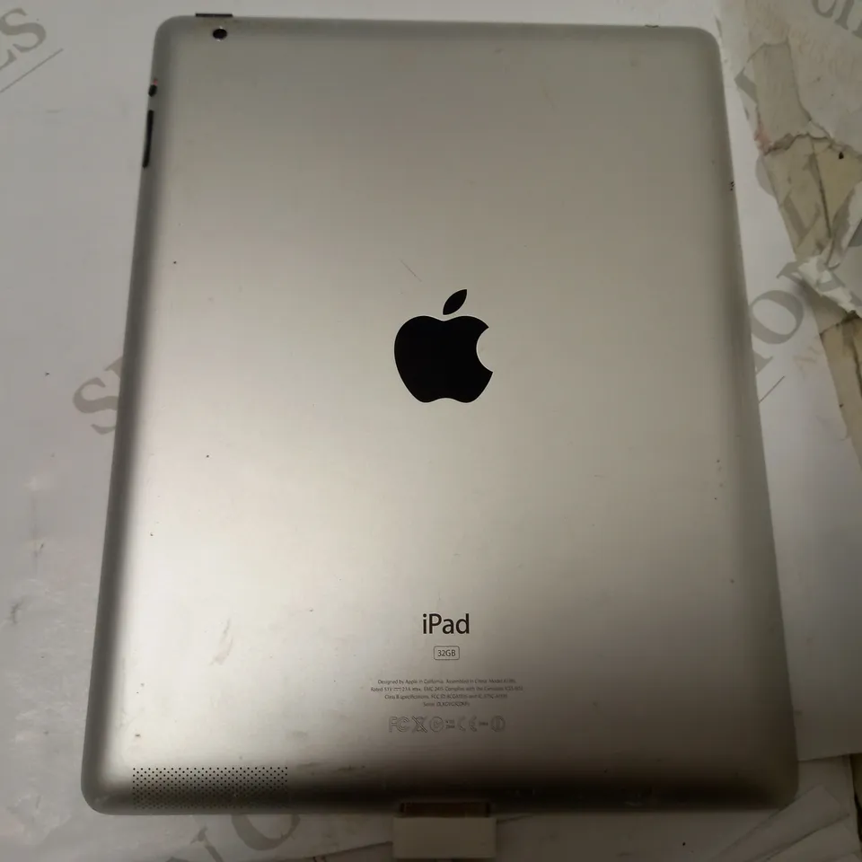 APPLE IPAD MODEL A1395 32GB