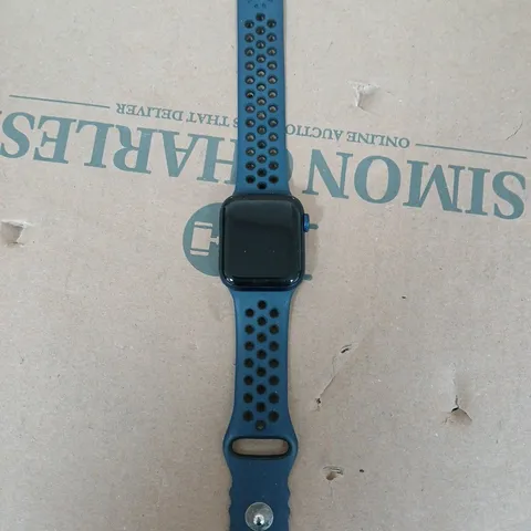 APPLE WATCH SERIES 6 - 40MM - WR-50M - NAVY 