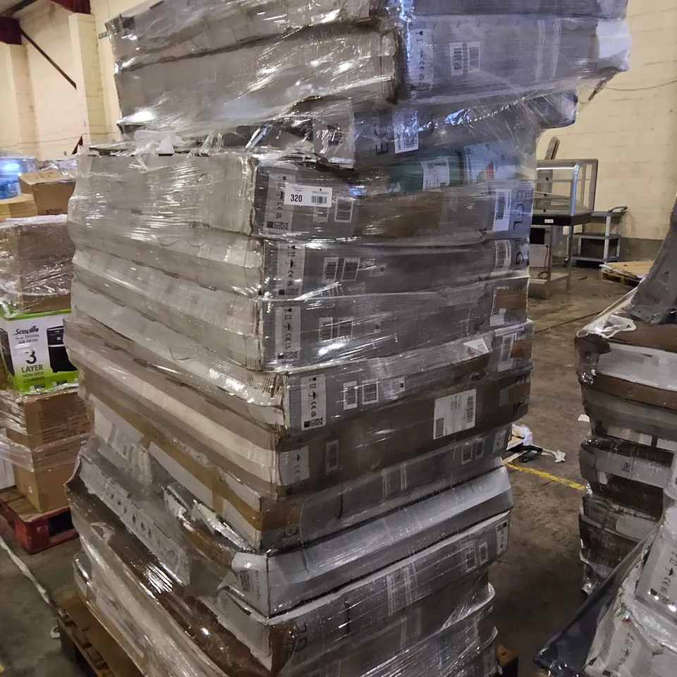PALLET OF APPROXIMATELY 15 TELEVISIONS 