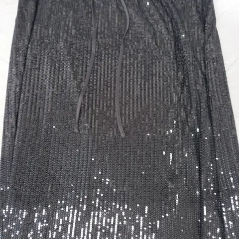 FRANK USHER SEQUIN SKIRT IN BLACK SIZE S/M