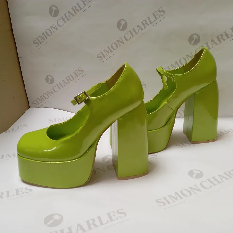 DESIGNER KOI VEGAN LIME GREEN PLATFORM HEELS - SIZE 5