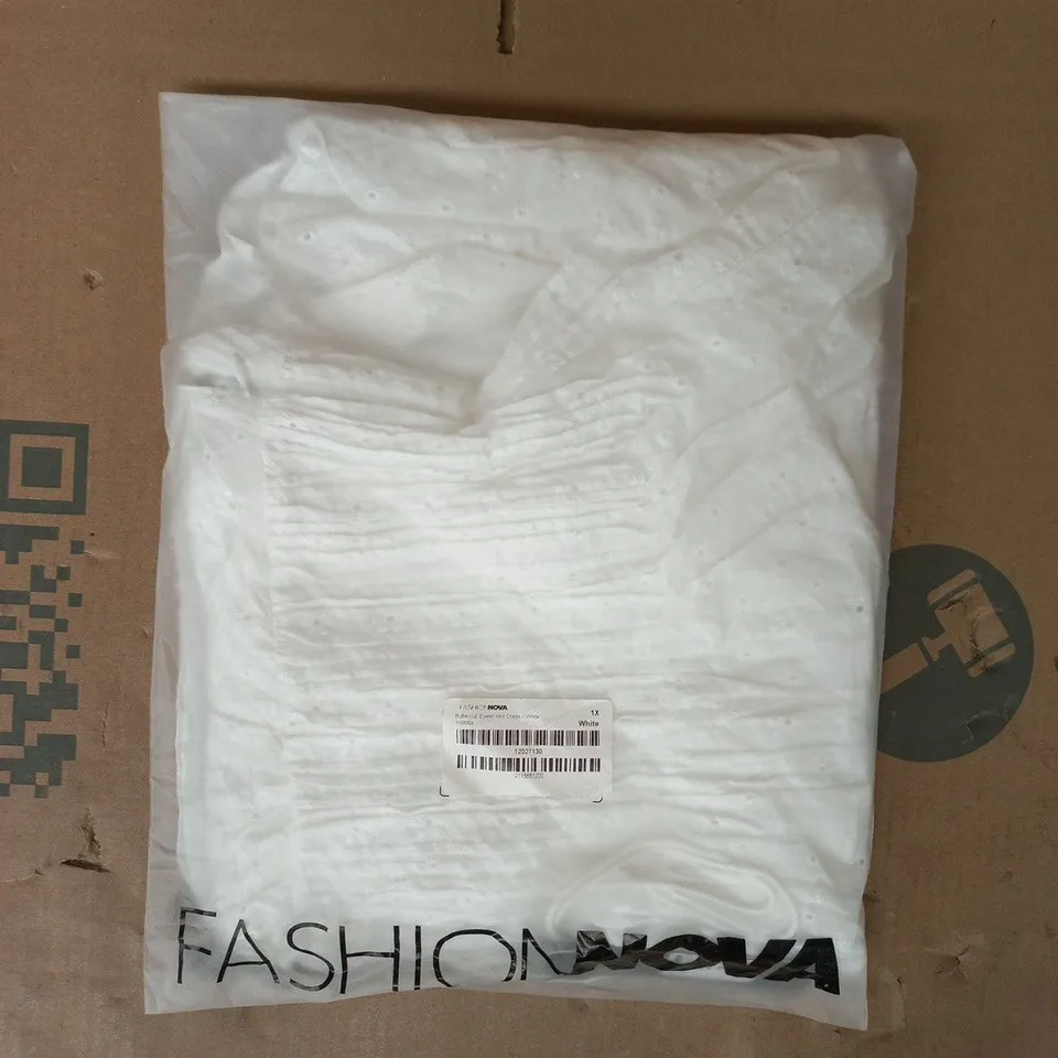 BAGGED FASHION NOVA BUTTERCUP EYELET MINI DRESS IN WHITE SIZE 1X