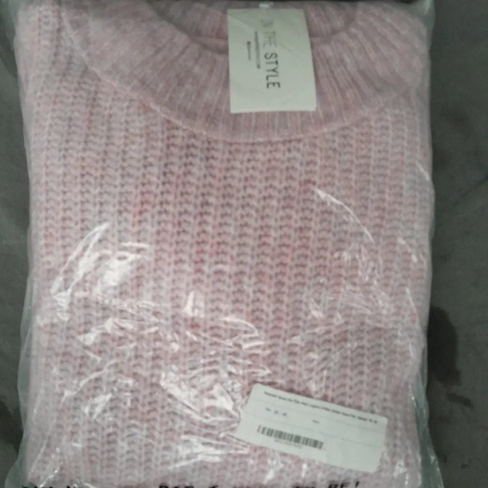 IN THE STYLE HIGH NECK LONGLINE KNITTED JUMPER DRESS IN PINK SIZE 26-28