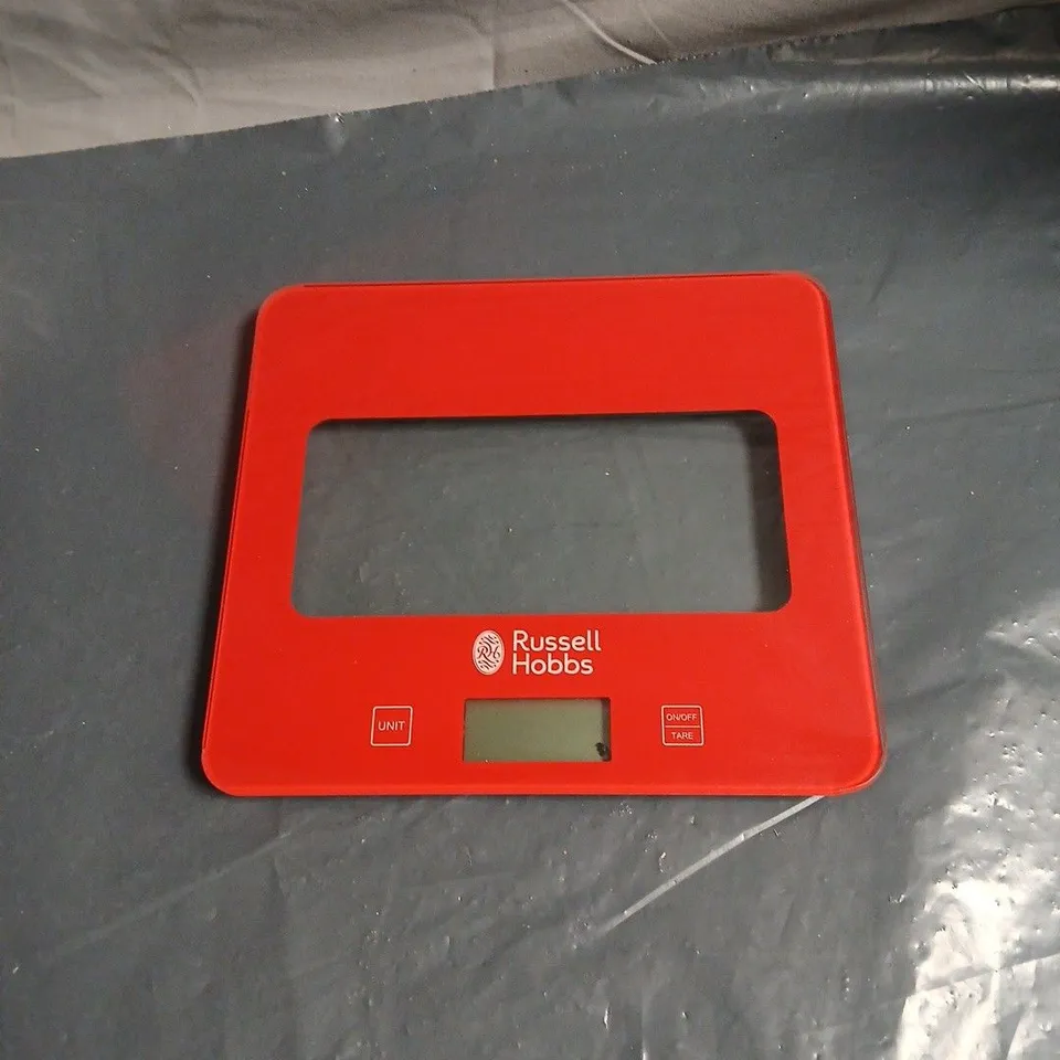 RUSSELL HOBBS 5KG DIGITAL SCALE