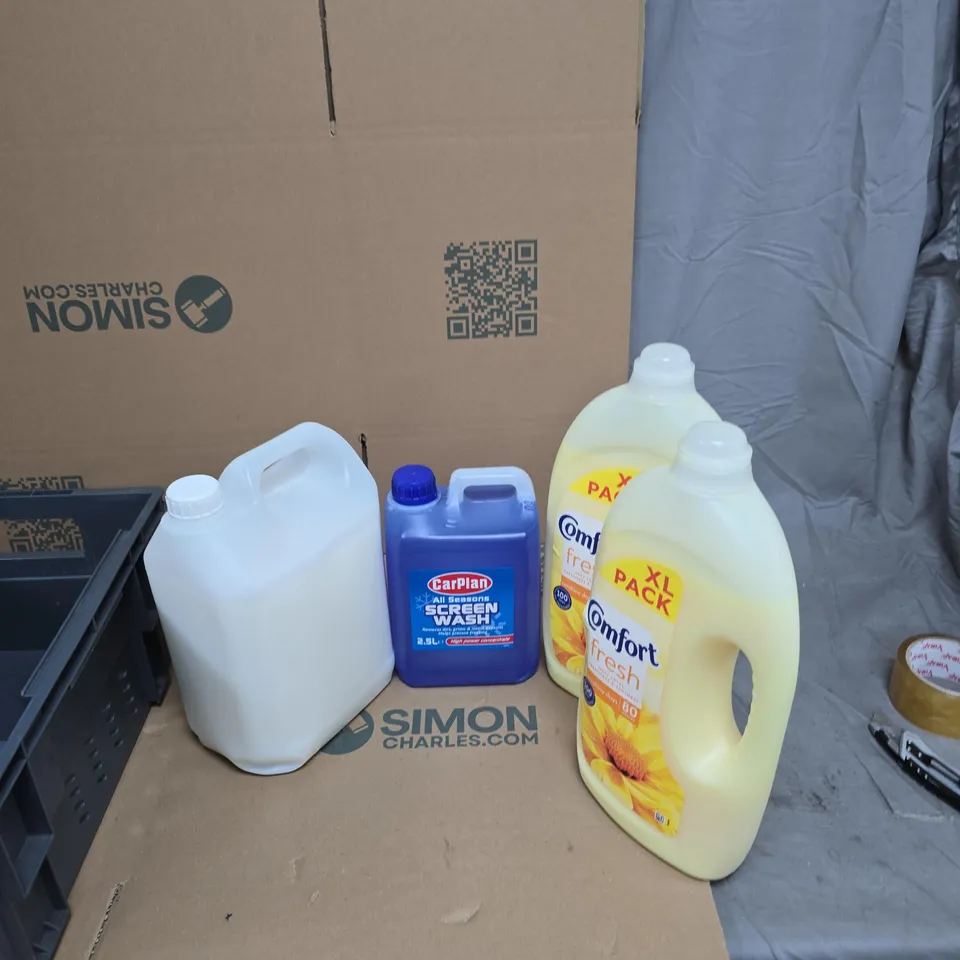 TOTE OF FABRIC SOFTENER, SCREEN WASH AND 2X COMFORT FRESH 