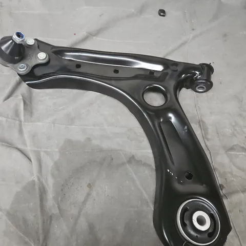 FRONT LOWER SUSPENSION CONTROL ARM – BLACK COATED