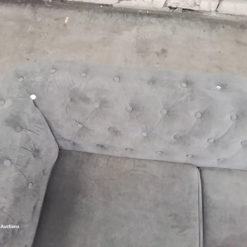 QUALITY DESIGNER BUTTON BACK FABRIC UPHOLSTERED CHESTERFIELD SOFA 